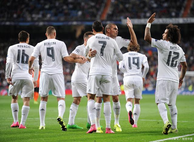 先堵中路再 先堵中路再